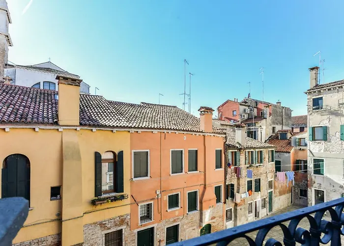 Secret Loft Apartment